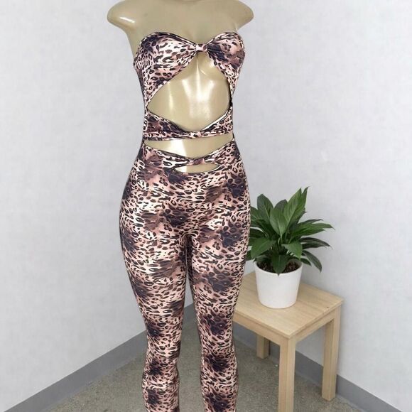 Leopard Print Cut-Out Jumpsuit  Size S - Picture 3 of 6